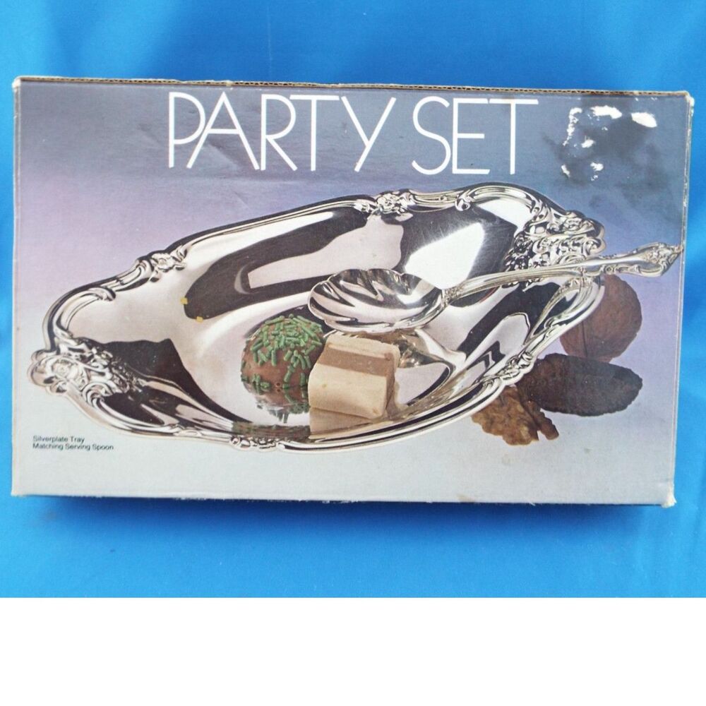 International Silver Co Webster Wilcox Party Silverplated Tray Spoon 2 piece Set